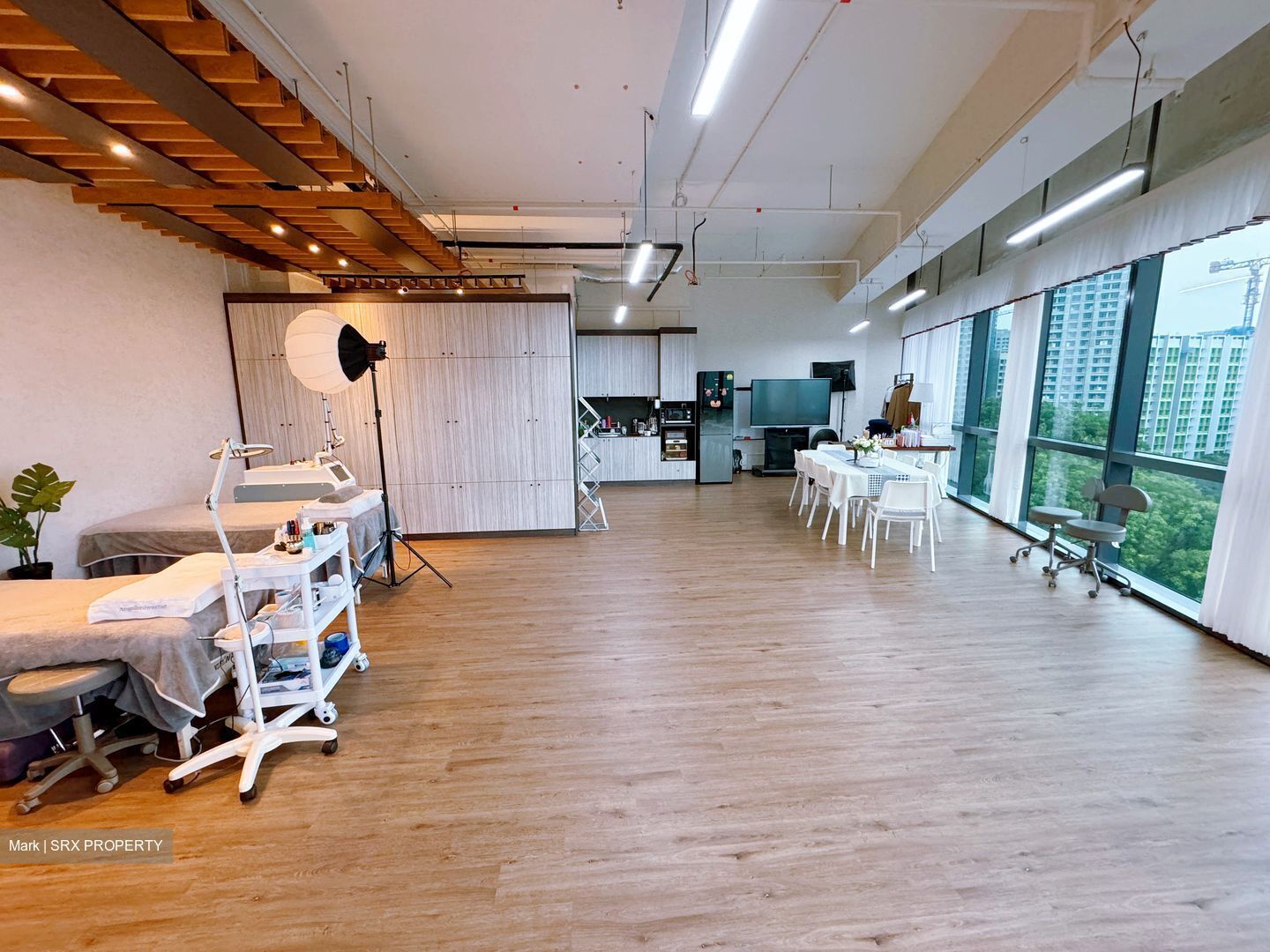 Woods Square (D25), Office #430124651